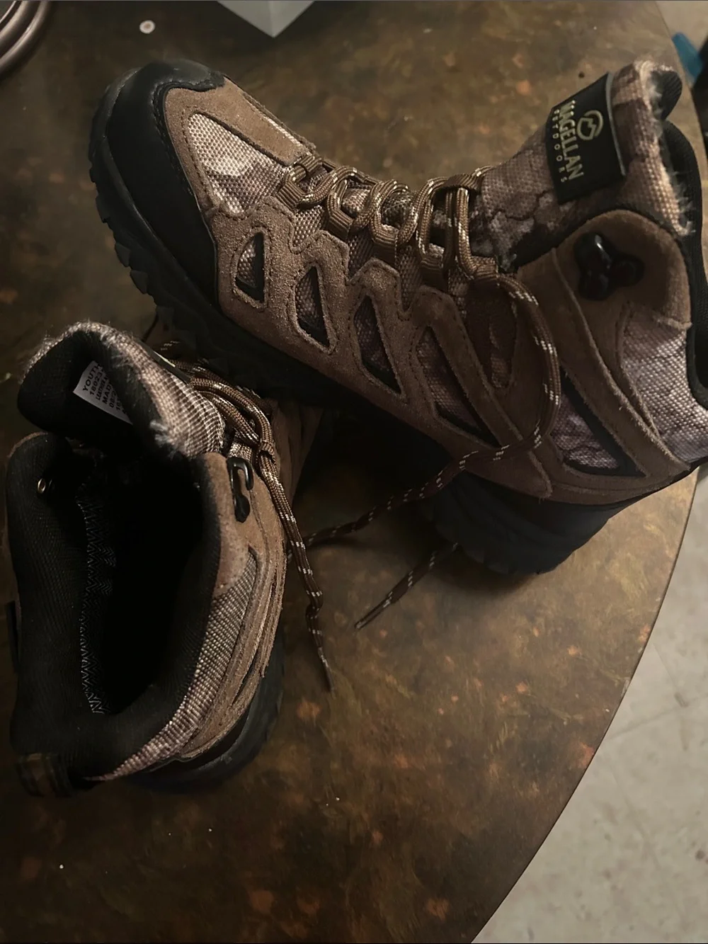 Waterproof Brown young boysHiking Boots - Brand Unknown